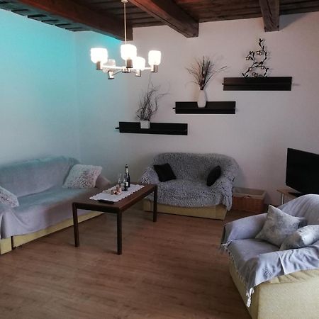 Apartman Lucky 5 Izbovy Rodinny Dom Dış mekan fotoğraf